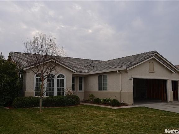 4th image of 2575 Floradale Way