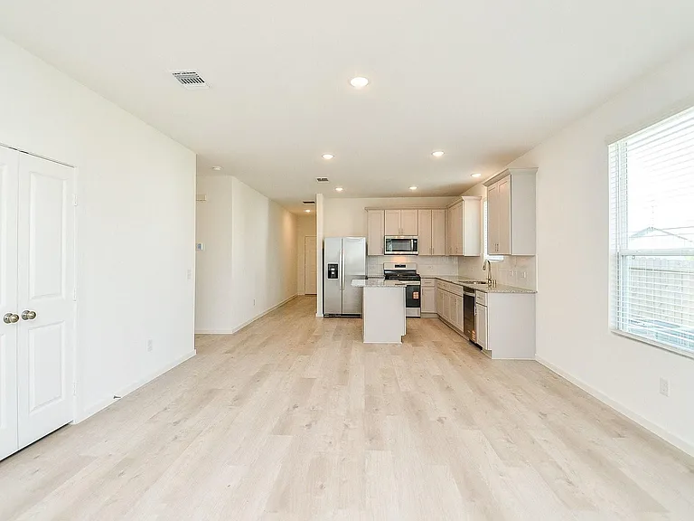 30554 Longmorn Glass Ln — Photo 12