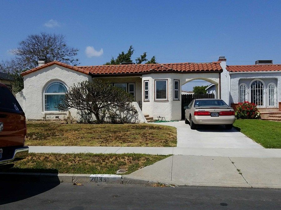 1st image of 2033 W 84th Pl