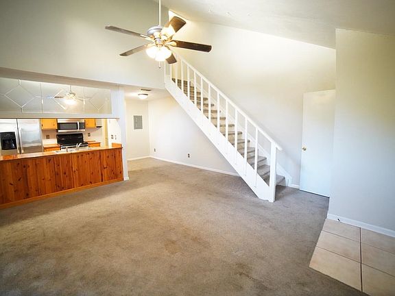 4th image of 1530 Merry Oaks Ct