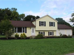 1349 Creek St, Webster, NY 14580