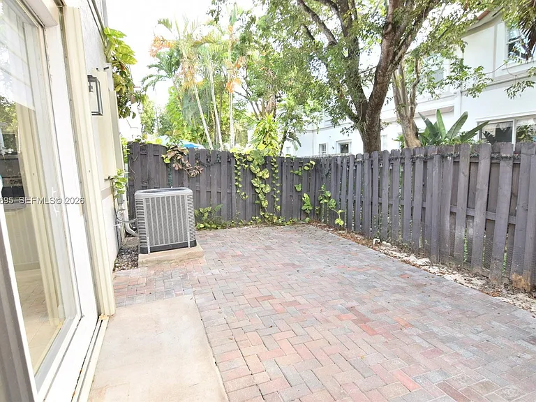 7855 NW 110th Ave #7855 — Photo 27