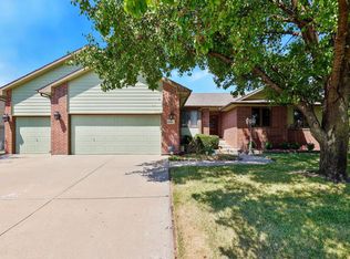 941 N Firefly St, Wichita, KS 67235