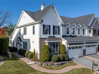 1912 Carriage Knoll Dr, Bethlehem, PA, 18015