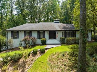 2697 Altadena Rd, Vestavia, AL 35243