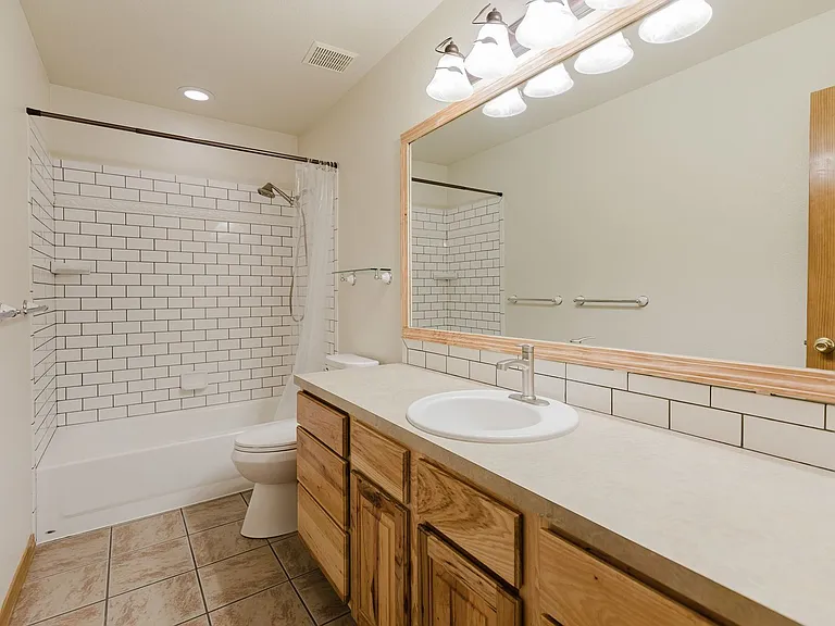 413 Chaco Dr — Photo 19