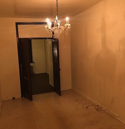 5th image of 2458 43rd St APT 2