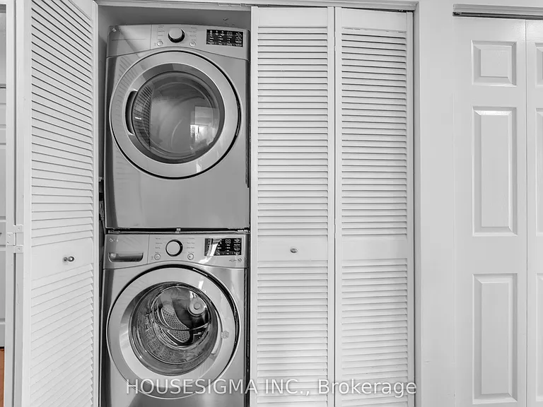 7 Picton St #601 — Photo 9