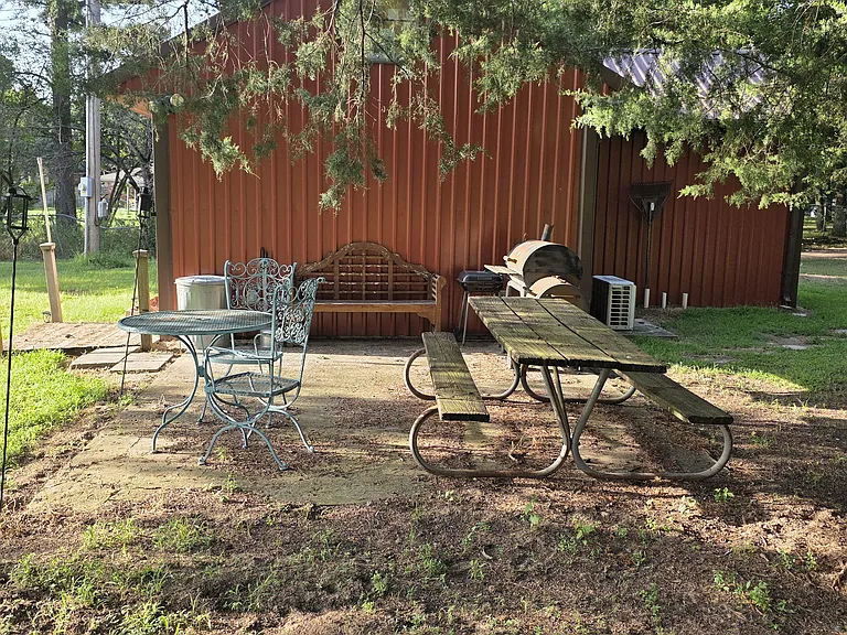 390 Meadowlark Rd — Photo 43