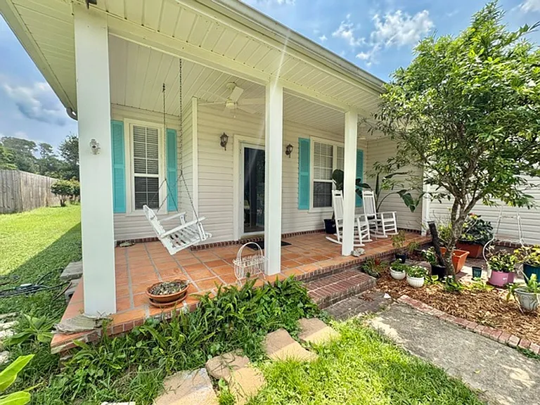 120 Juniper Dr — Photo 3