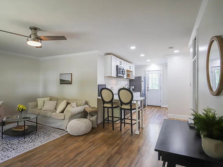 504 Saint John St #2 — Photo 26