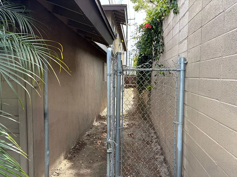 16002 Pasadena Ave — Photo 4