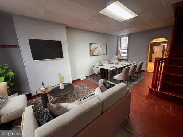 3047 Arbor St, Philadelphia, PA 19134