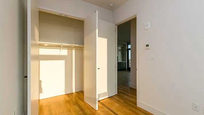 Rented by Nooklyn NYC LLC | media 57