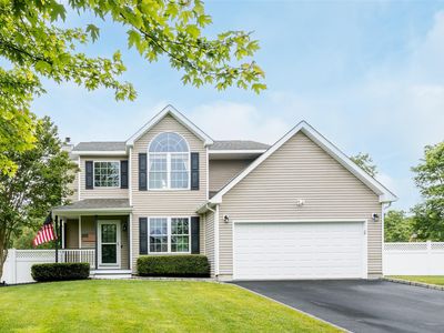 6 Danamarie Lane, Patchogue, NY, 11772