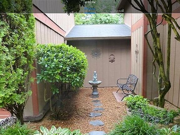 2nd image of 2615 Big Oaks Dr SW