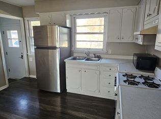 2132 Waterloo Rd #1, Cedar Falls, IA 50613