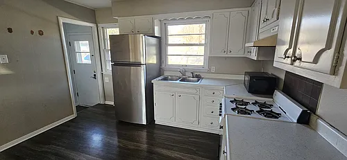 2132 Waterloo Rd #1 Photo 1