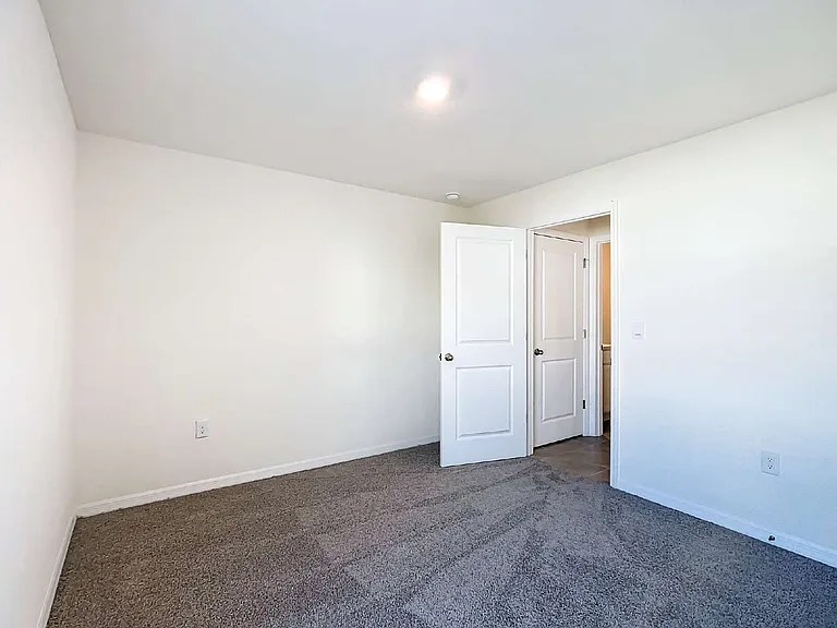 8656 45th Ct — Photo 21