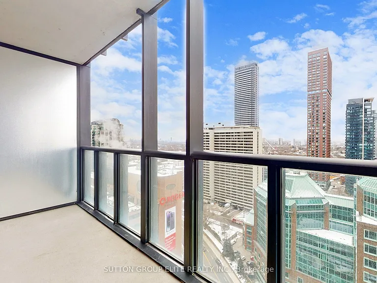 110 Charles St E #2410 — Photo 17
