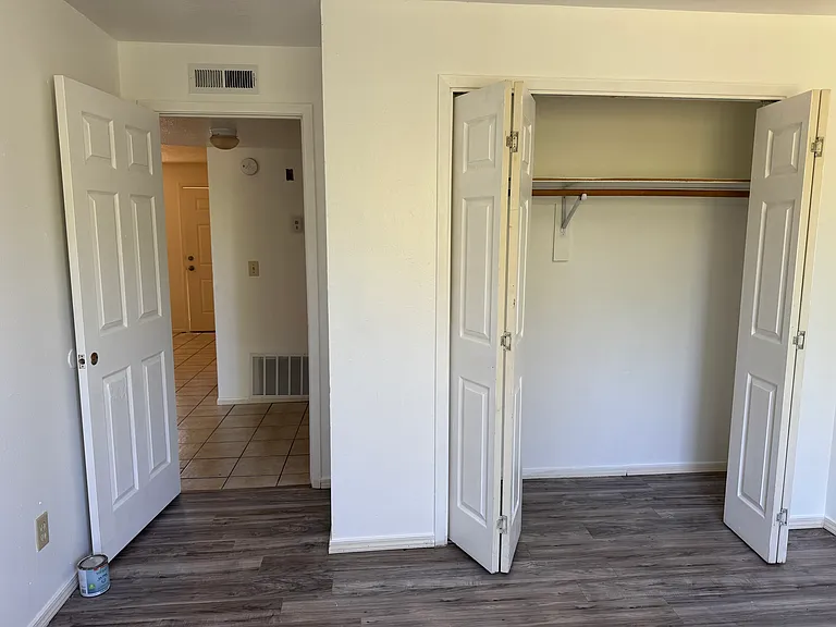2377 Camino Capitan #B — Photo 3