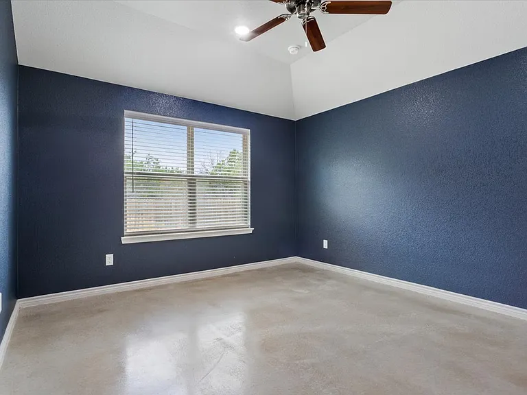 1468 Dryden Ave — Photo 21