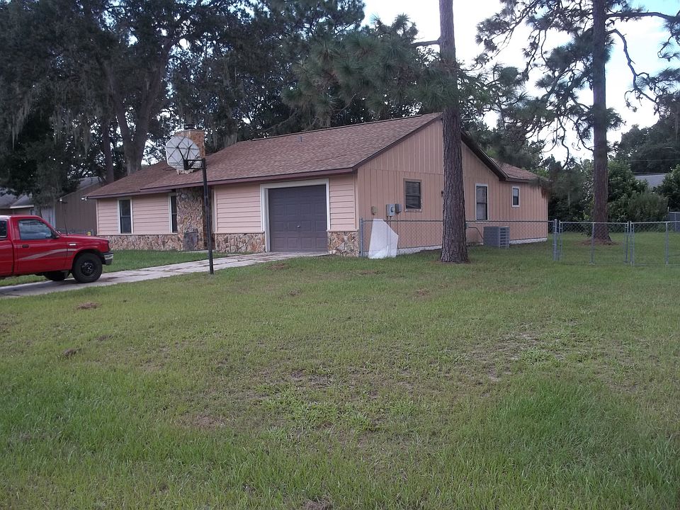 2nd image of 6240 SE 46th Avenue Rd