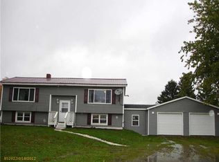 217 Williams Rd, Newport, ME 04953