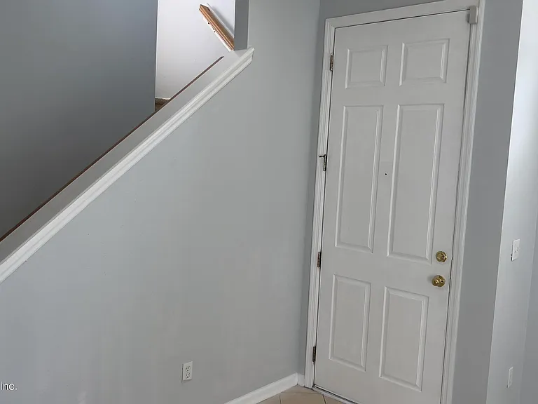 3945 Buckthorne Dr #A — Photo 17