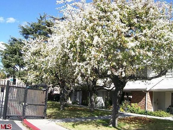 3rd image of 3500 W Manchester Blvd Unit 475
