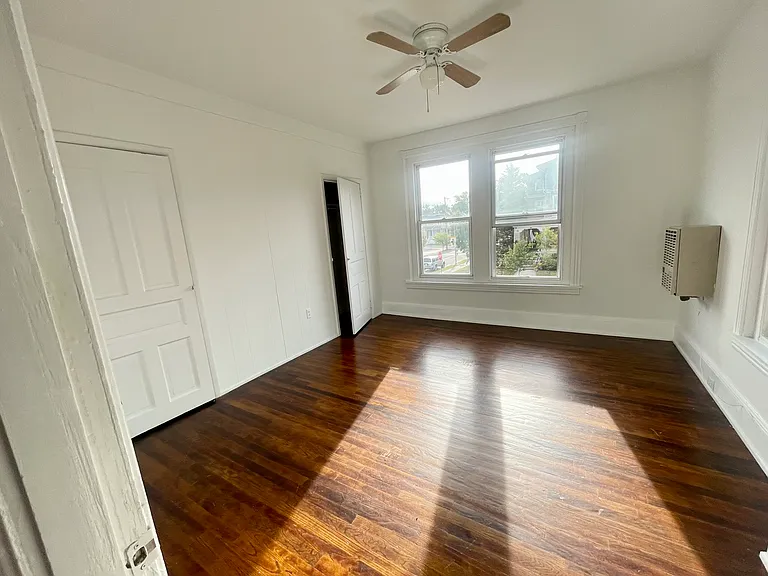 423 Gay St #2 — Photo 4