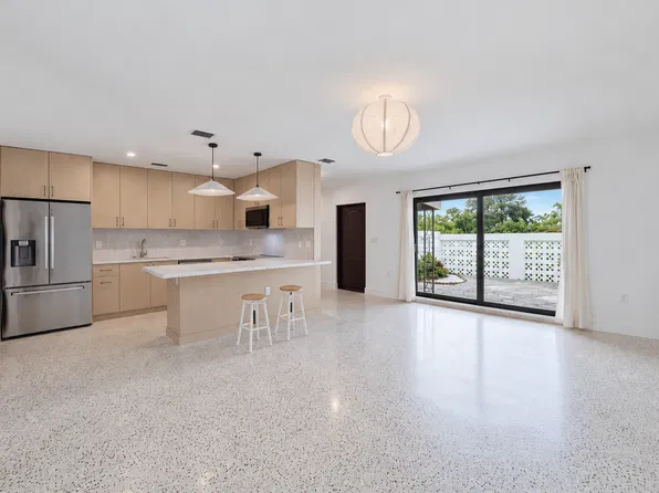 1355 NE 200th Ter, Miami, FL 33179