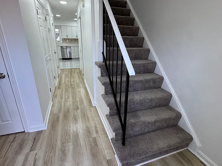 9015 Cheval Ln — Photo 5