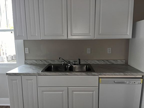 5th image of 727 Glendale St Unit A