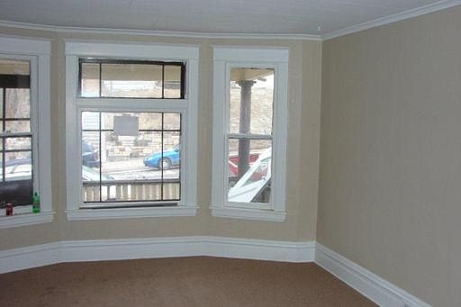4th image of 680 Lawson Ave E #1