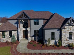 7154 Paddington Rowe, Canfield, OH 44406