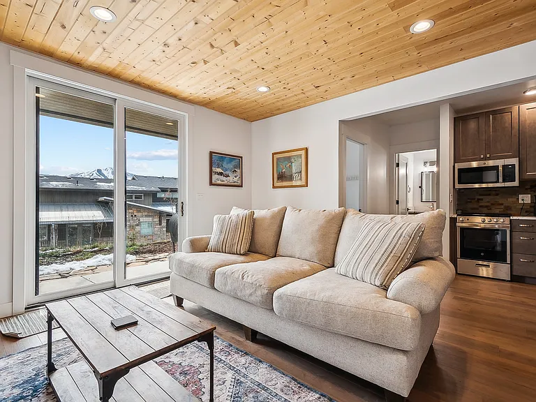 11921 N Shoreline Dr — Photo 28