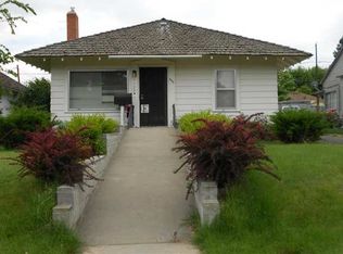 804 W 4th St, Grandview, WA 98930