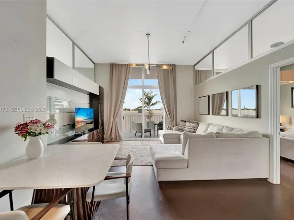 2100 Van Buren St, Hollywood, FL