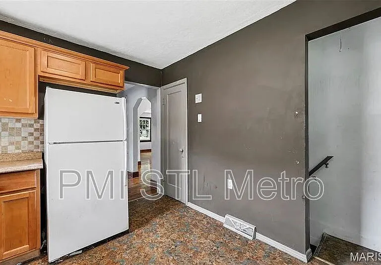 5212 Fletcher St — Photo 10