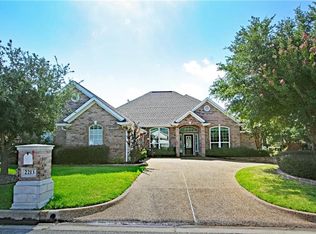 2213 Dover Ln, Tyler, TX 75703