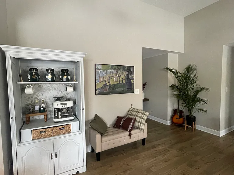 121 Ardell Dr — Photo 10