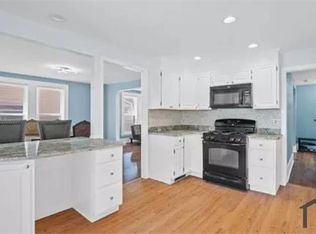 30 Sherman Ave, Nahant, MA 01908