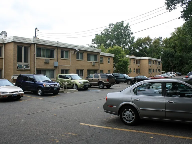 1565 Saint Paul Ave #1575 — Photo 13