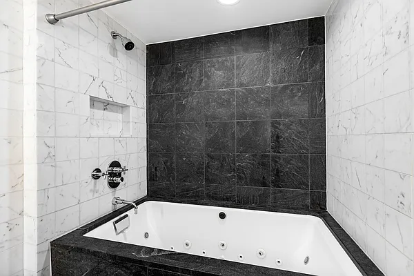 Sold by Compass | media 18