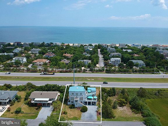3rd image of 29593 Cove Way