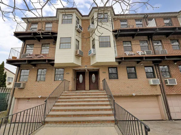 151-17 78th Street #2N-2, Howard Beach, NY 11414