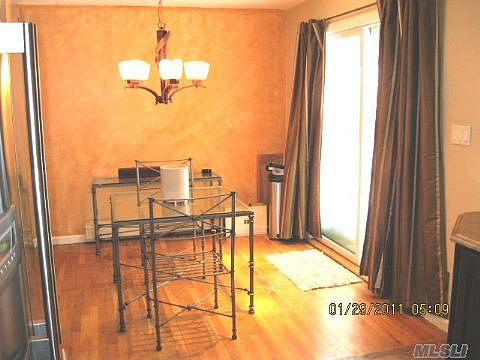 3rd image of 33 Keeler St