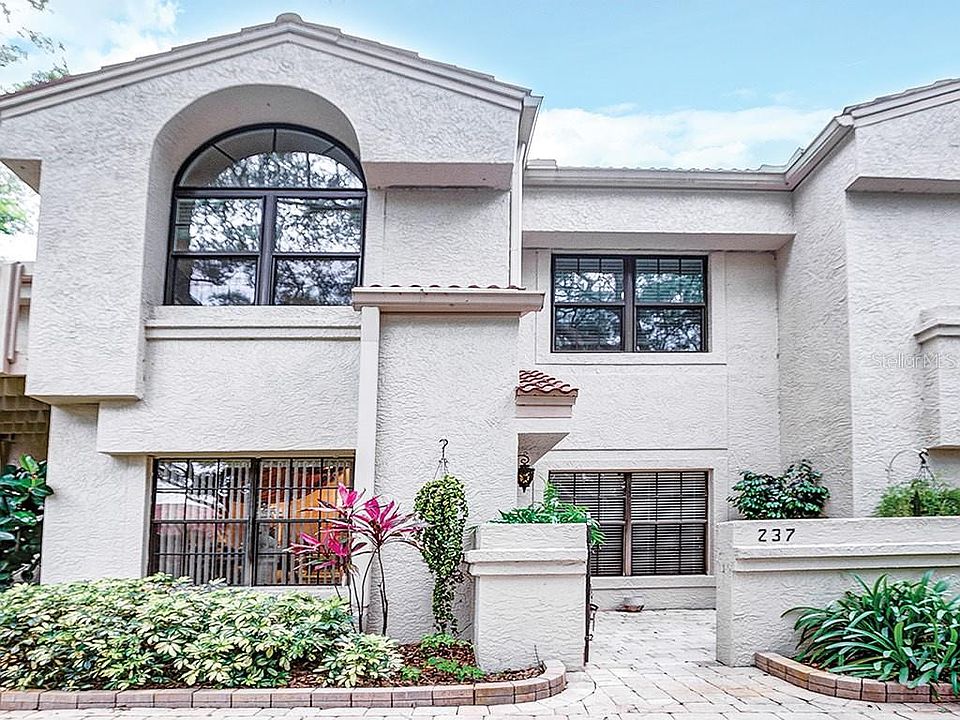 1st image of 237 Los Prados Dr