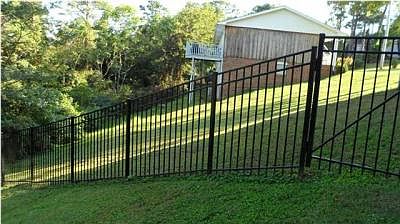 1st image of 235 Brent Dr